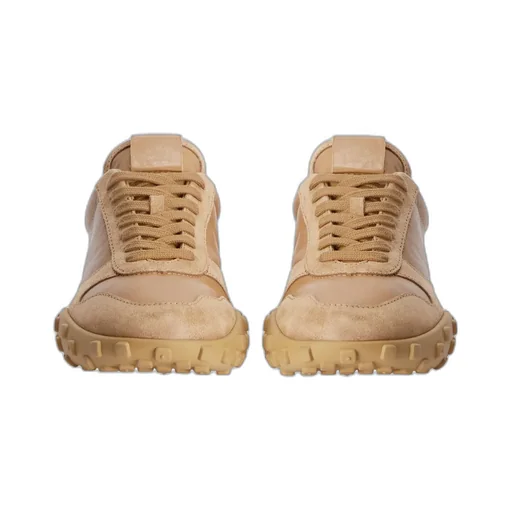 Moon Sneaker