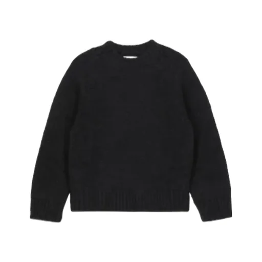 Round-Neck And Long-Sleeved Sweater