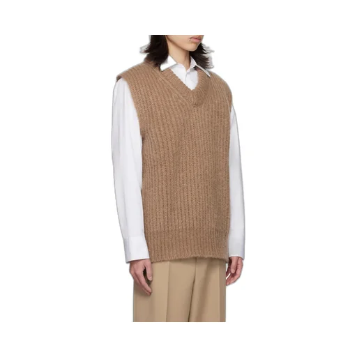 Sleeveless Knitted Sweater