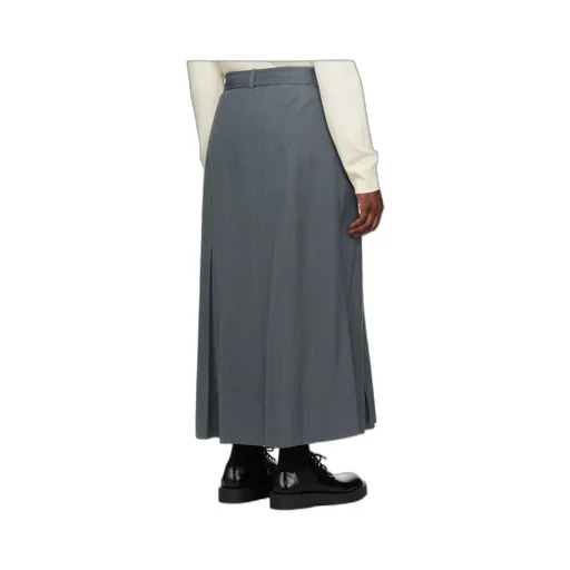Fluid Skirt