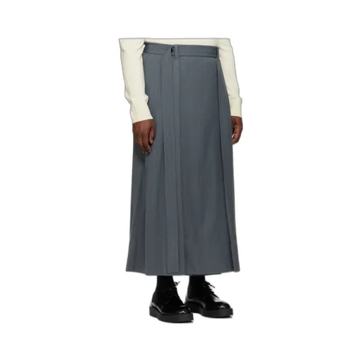 Fluid Skirt