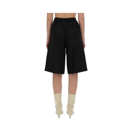 Drawstring-Fastening Knee-Length Shorts