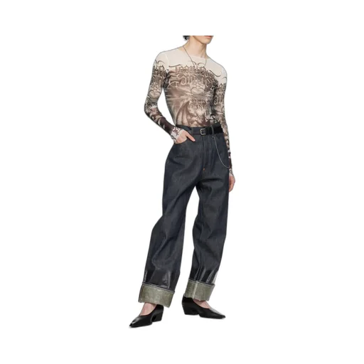 Long-Sleeved T-Shirt