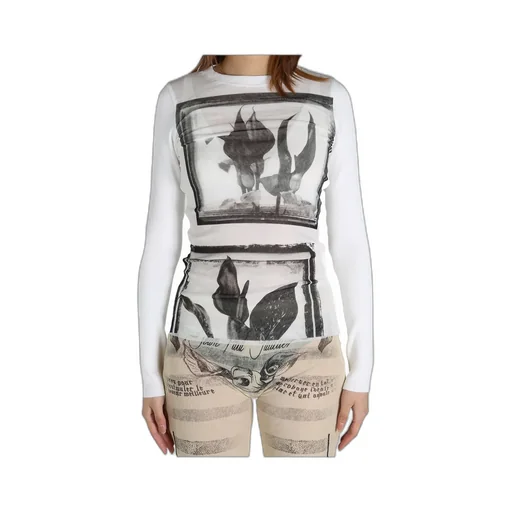 Long-Sleeved T-Shirt