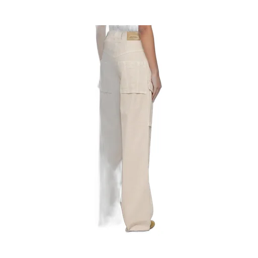 Belt-Loop Jeans