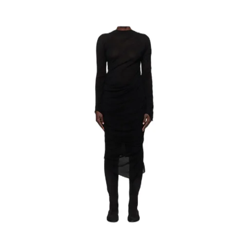 Ambiguous Dress