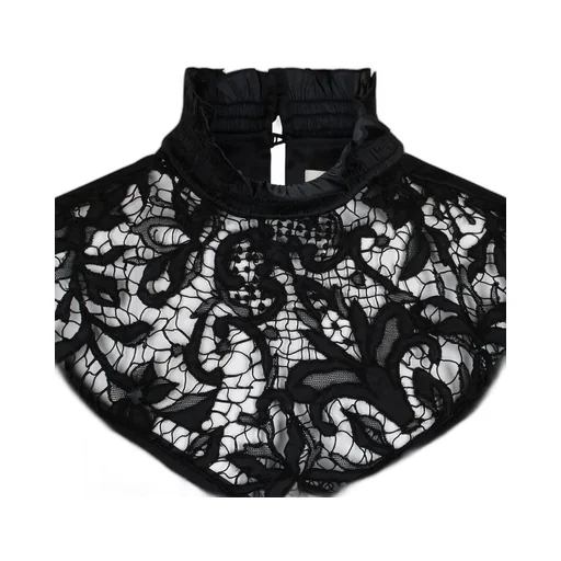 Seila Blouse