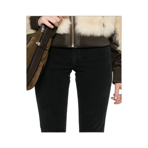 Belt-Loop Jeans