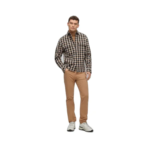 Belt-Loop Jeans