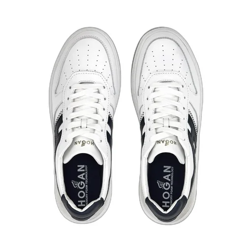 H630 Low-Top Sneakers