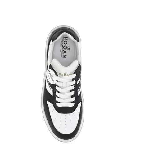 H630 Low-Top Sneakers