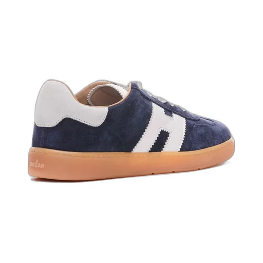H647 Low-Top Sneakers