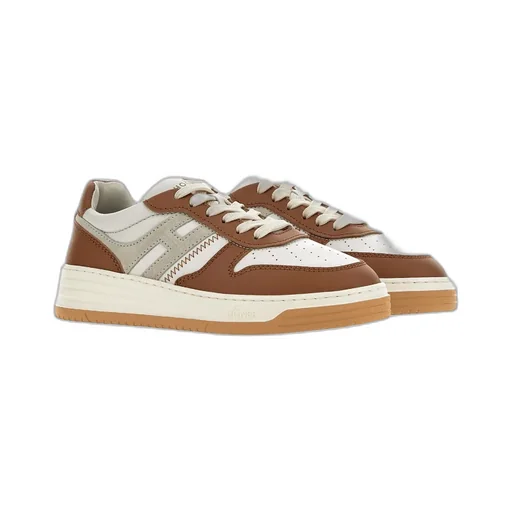 H630 Low-Top Sneakers