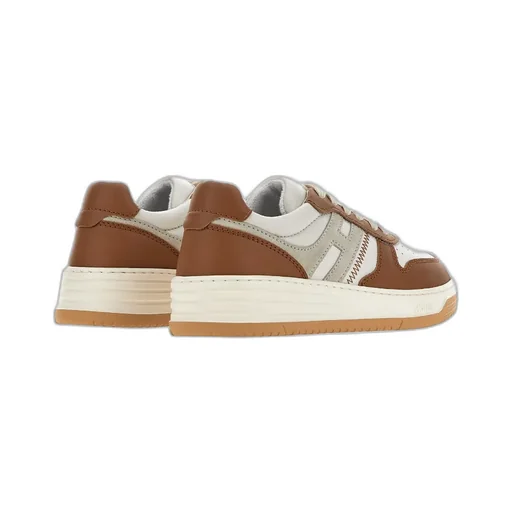 H630 Low-Top Sneakers