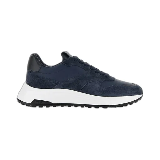 Hyperlight Lace-Up Sneakers