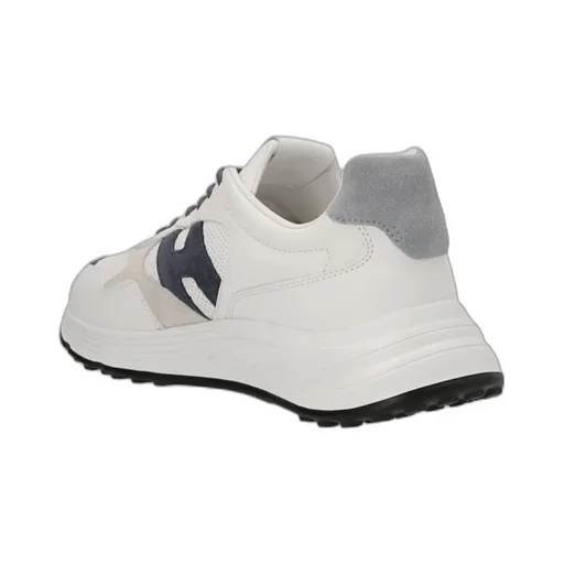 Hyperlight Lace-Up Sneakers