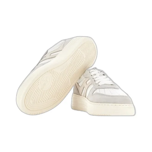 H630 Low-Top Sneakers