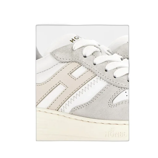 H630 Low-Top Sneakers