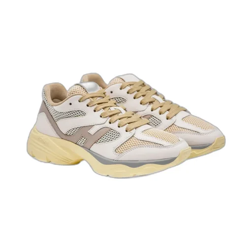 H665 Low-Top Sneakers