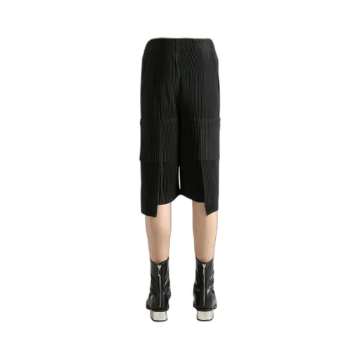 Pleated Cargo Shorts