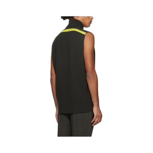 Wool High-Necked Vest