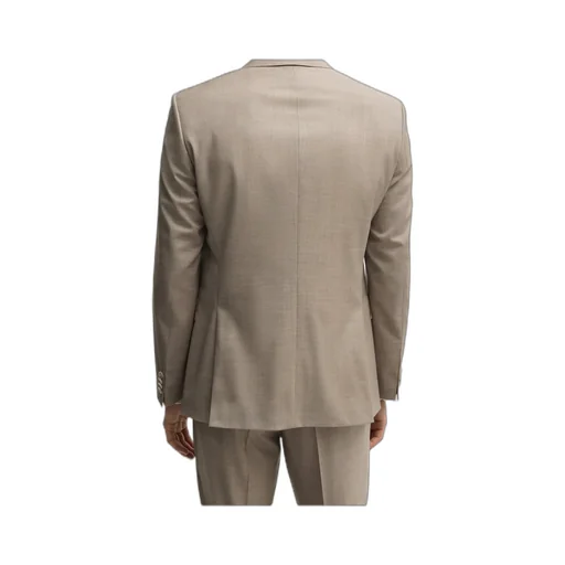 Long-Sleeved Suit