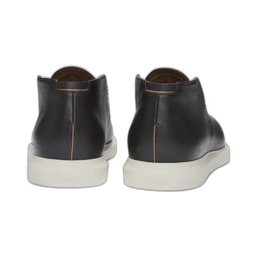 Round Toe Boots