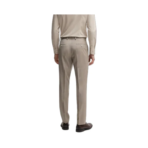 Long-Sleeved Suit
