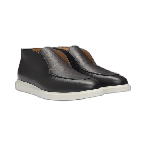 Round Toe Boots