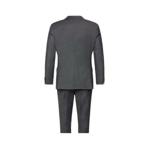 Long-Sleeved Suit