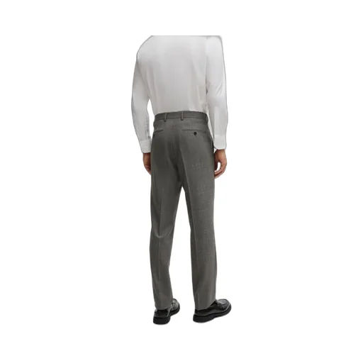 Long-Sleeved Suit