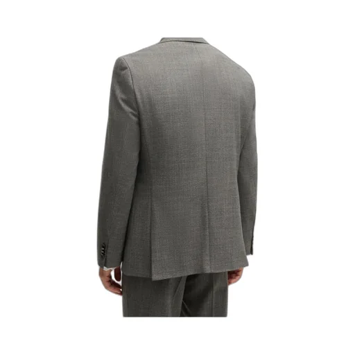 Long-Sleeved Suit