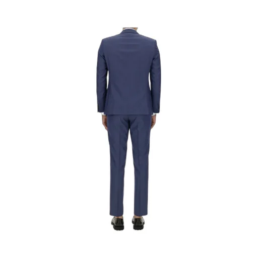 Long-Sleeved Suit