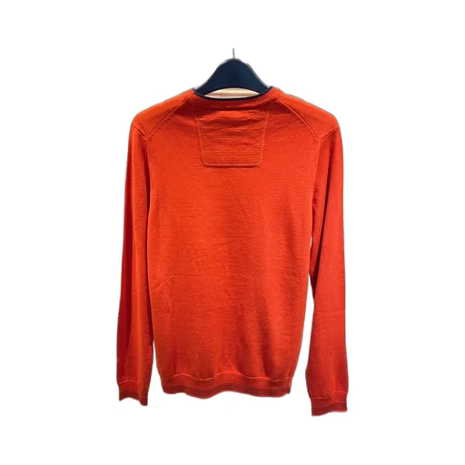 Round-Collar Long-Sleeved Sweater