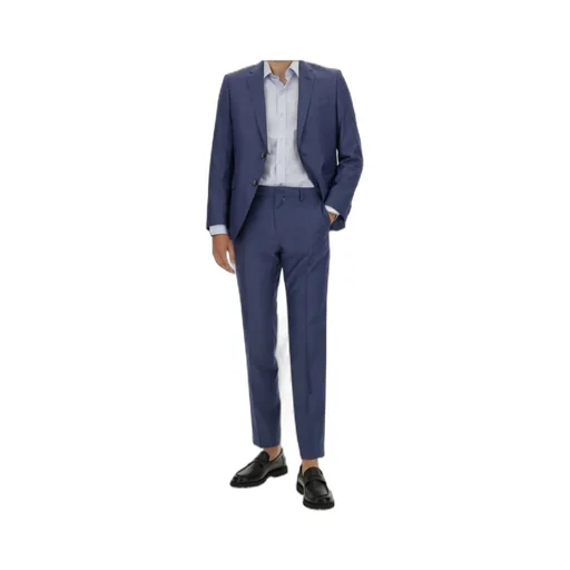 Long-Sleeved Suit