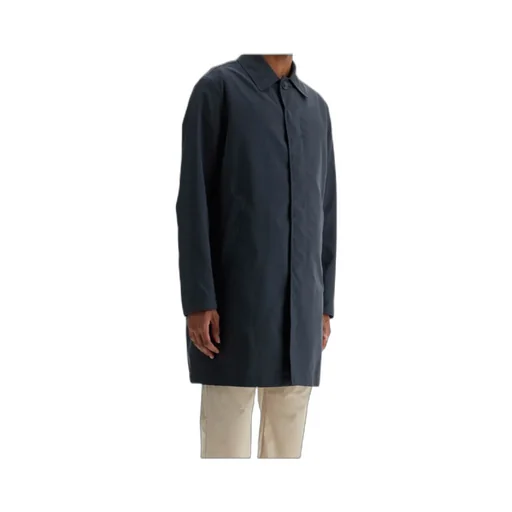 Long Sleeved Waterproof Coat