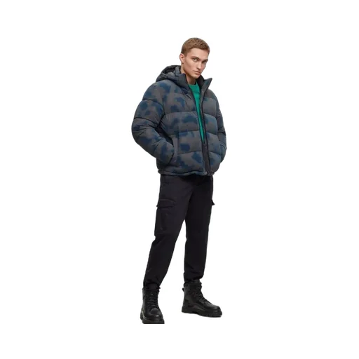 Long-Sleeved Hooded Jacket