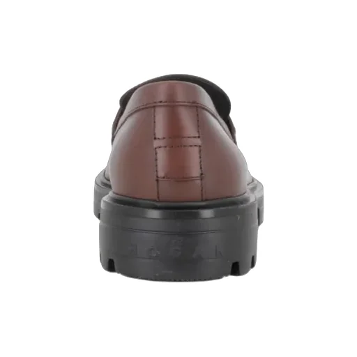 H673 Round-Toe Loafers