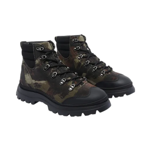 Camouflage Lace-Up Boots