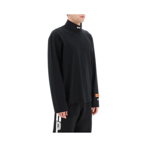 Logo Embroidered Long-Sleeved T-Shirt