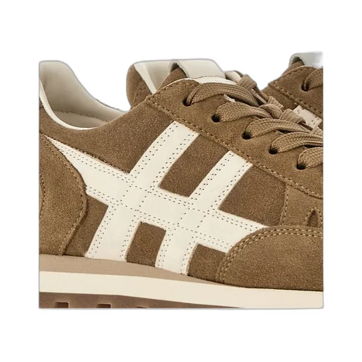 86Er Sneakers