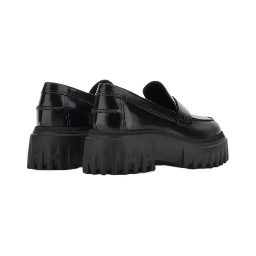 H700 Loafers