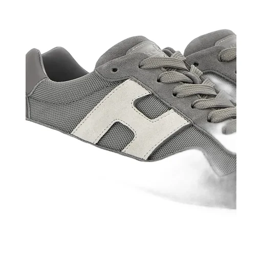 Interactive 3 Sneakers