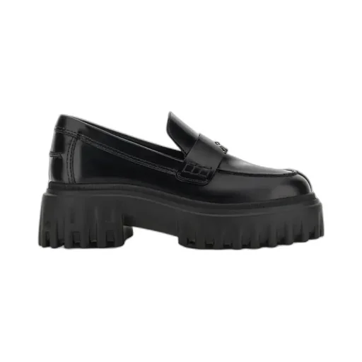 H700 Loafers