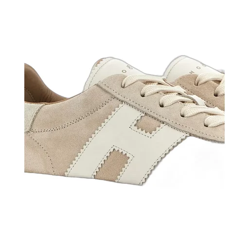 H698 Platform Sneakers
