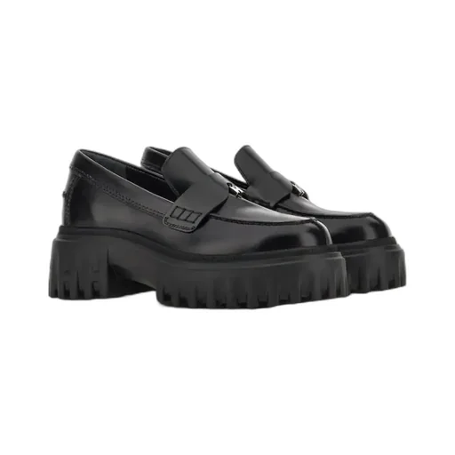 H700 Loafers