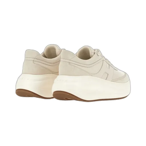 H696 Chunky Runner Sneakers