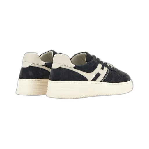H630 Sneakers