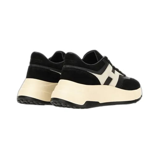 Hi-Fi Sneakers