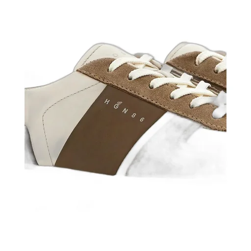 H-Tv Sneakers